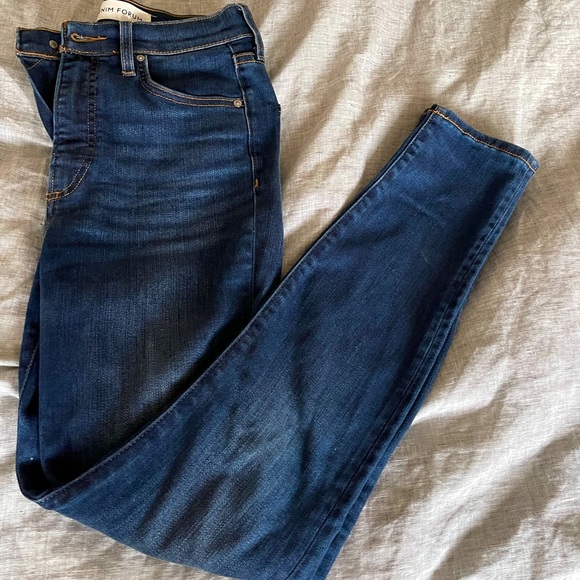 Denim Forum Lola Jeans - Picture 3 of 6